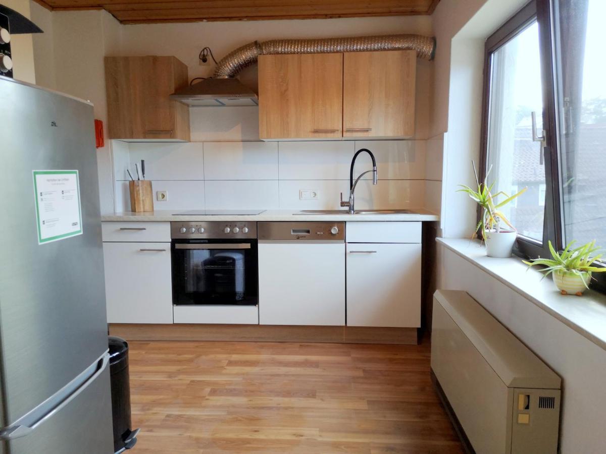 Family-Apartment Mit Balkon, Kueche, Parkplatz & Waschmaschine Offenburg Esterno foto